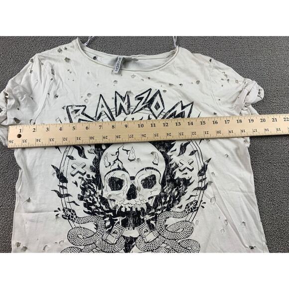 H&M Divided Skull T‎ Shirt Woman's Small White Rock And Roll Snakes Graphic T - Picture 5 of 9